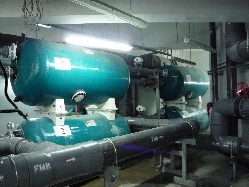 モスクワ動物園のプーリング社の超商業用砂ろ過装置 1