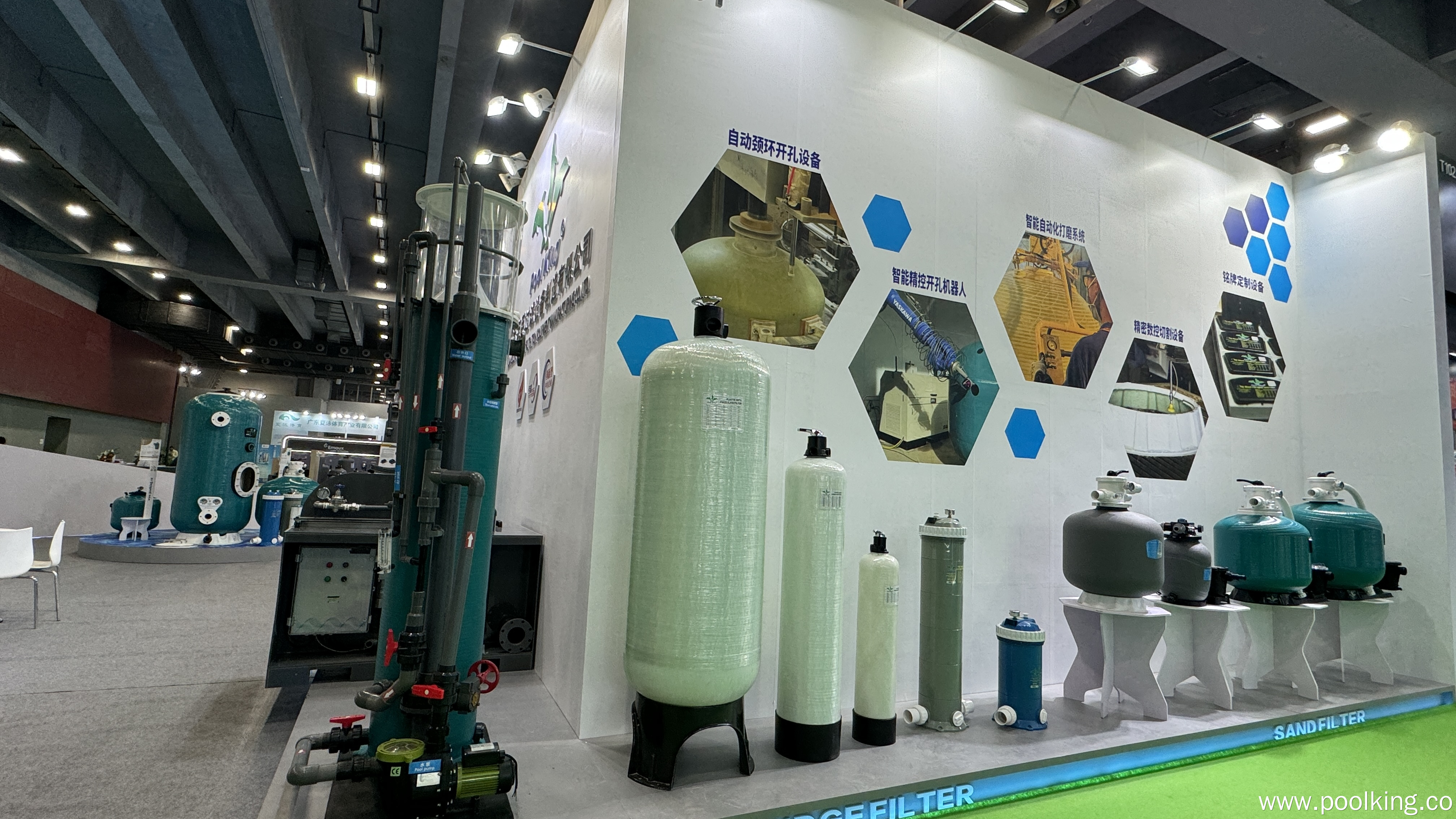 Inovativní image PoolKing na 19. ročníku Asia Pool & Lázeňská výstava 9