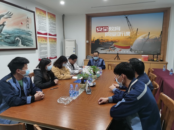 Poolking klade důraz na bezpečnost výroby, aby zajistil bezproblémovou výrobu filtrů 2