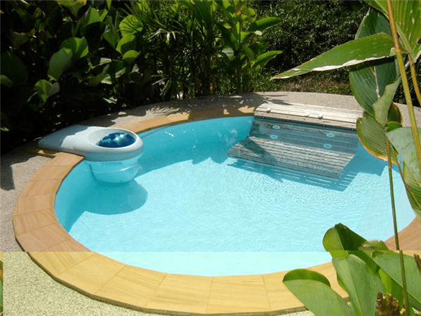 swimming pool equipment suppliers.png