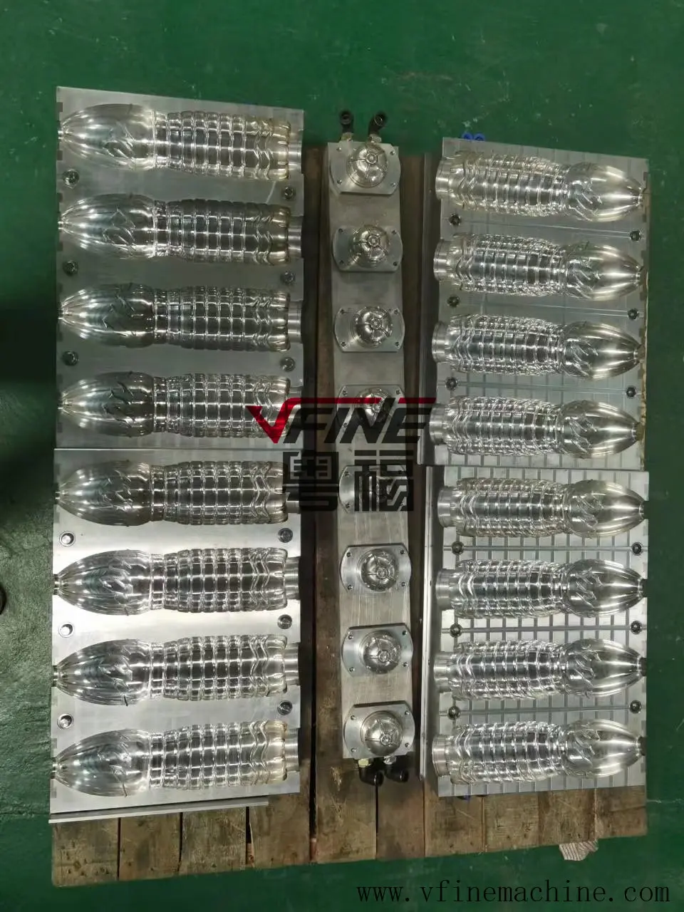 Highly Efficient 10-Cavity PET Bottle Making Machine for Pet Jar Manufacturing 6