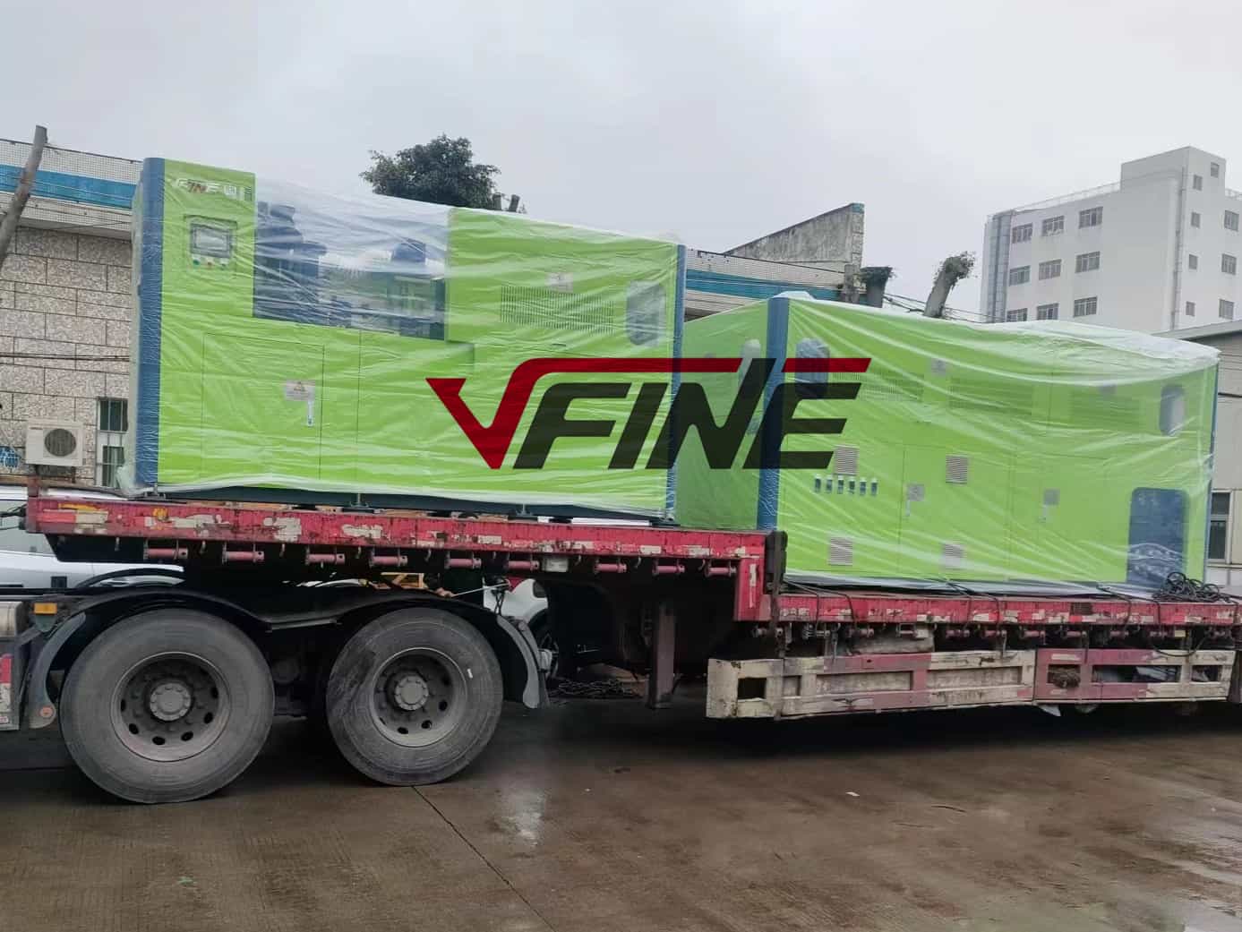 4cavity blow molding machine 12