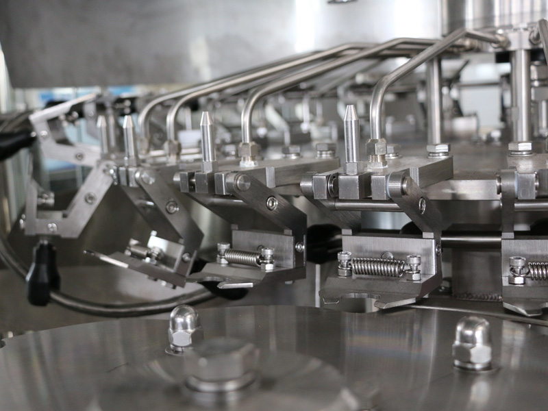 VFINE Water Bottling Machine - Automatic Capsule Bottle Filling Machine For Energy Drink 1