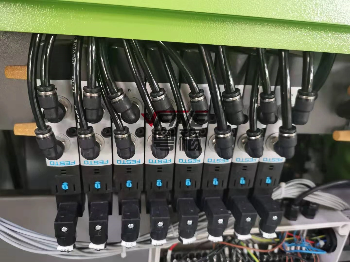 VFINE - Water Tank 4 Cavity Small Pet Plastic Bottle Blowing Injection Molding Machine Preform Making Stretch Blow Moulding Olx Price Cost BLOW MOLDING MACHINE 4