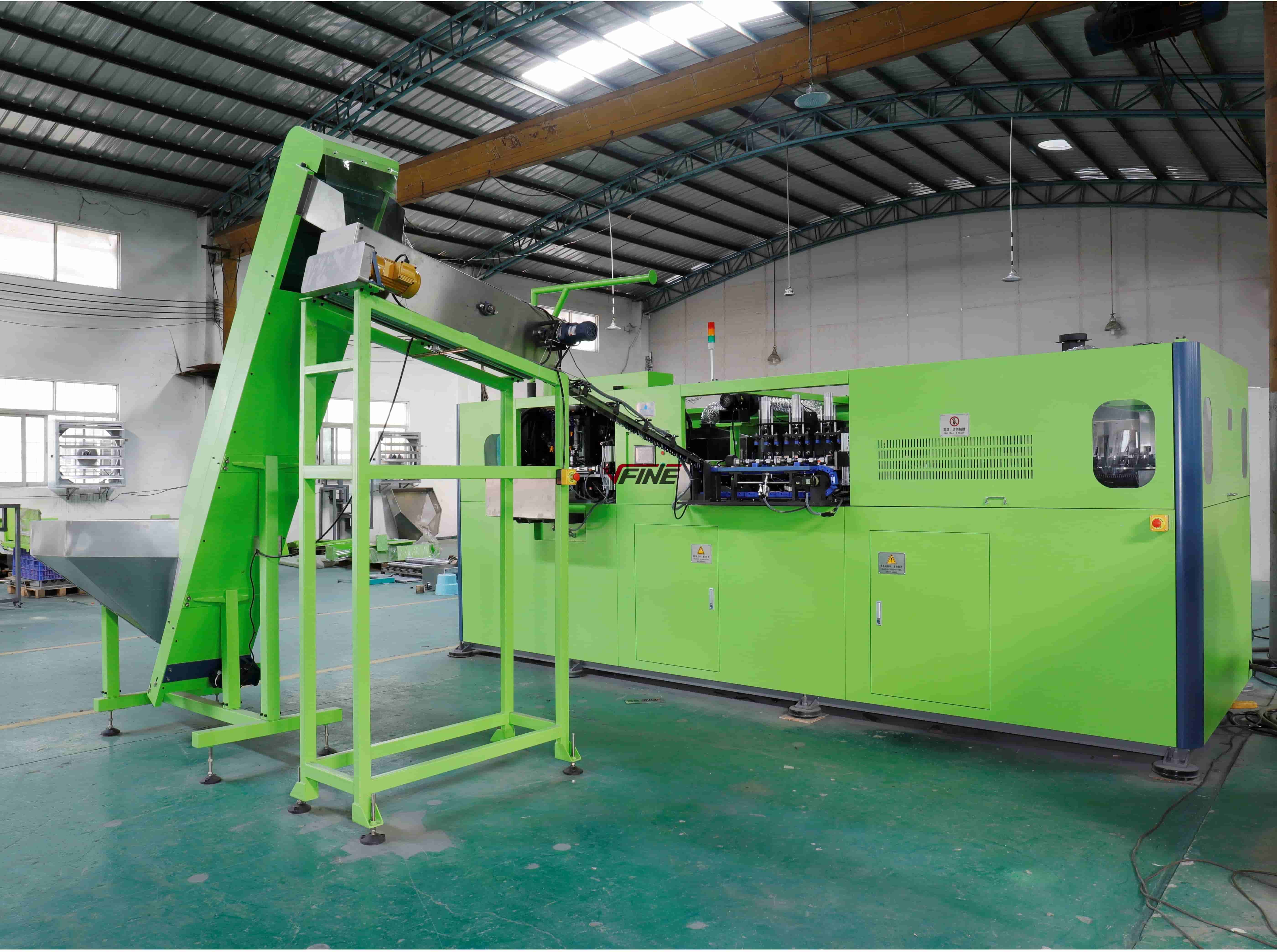 bottle blowing machine 7