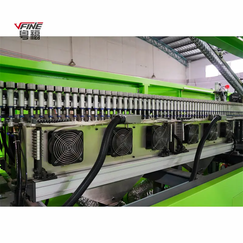 High-Speed Fully Automatic Bottle Blow Molding Machine 5