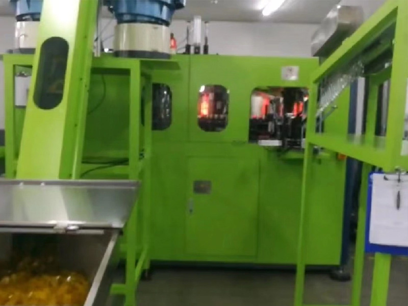 VFINE - Automatic Pet Water Tank Plastic Bottle Blow Blowing Molding Moulding Molder Making Machine Manufacturer China 1