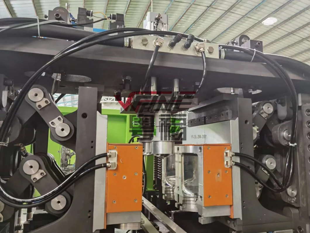 Fully Automatic Pet Bottle Container Tank Blow Blowing Molding Making Moulding Manufacturing Machine Machinery Blower Molder System Equipment Manufacturer HDPE