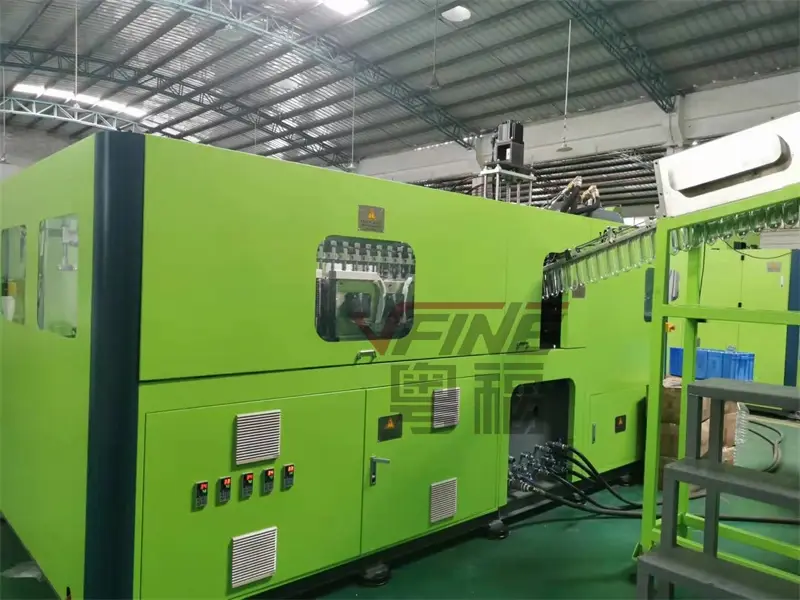 Top-Rated Pet Stretch Blow Molding Machine 2