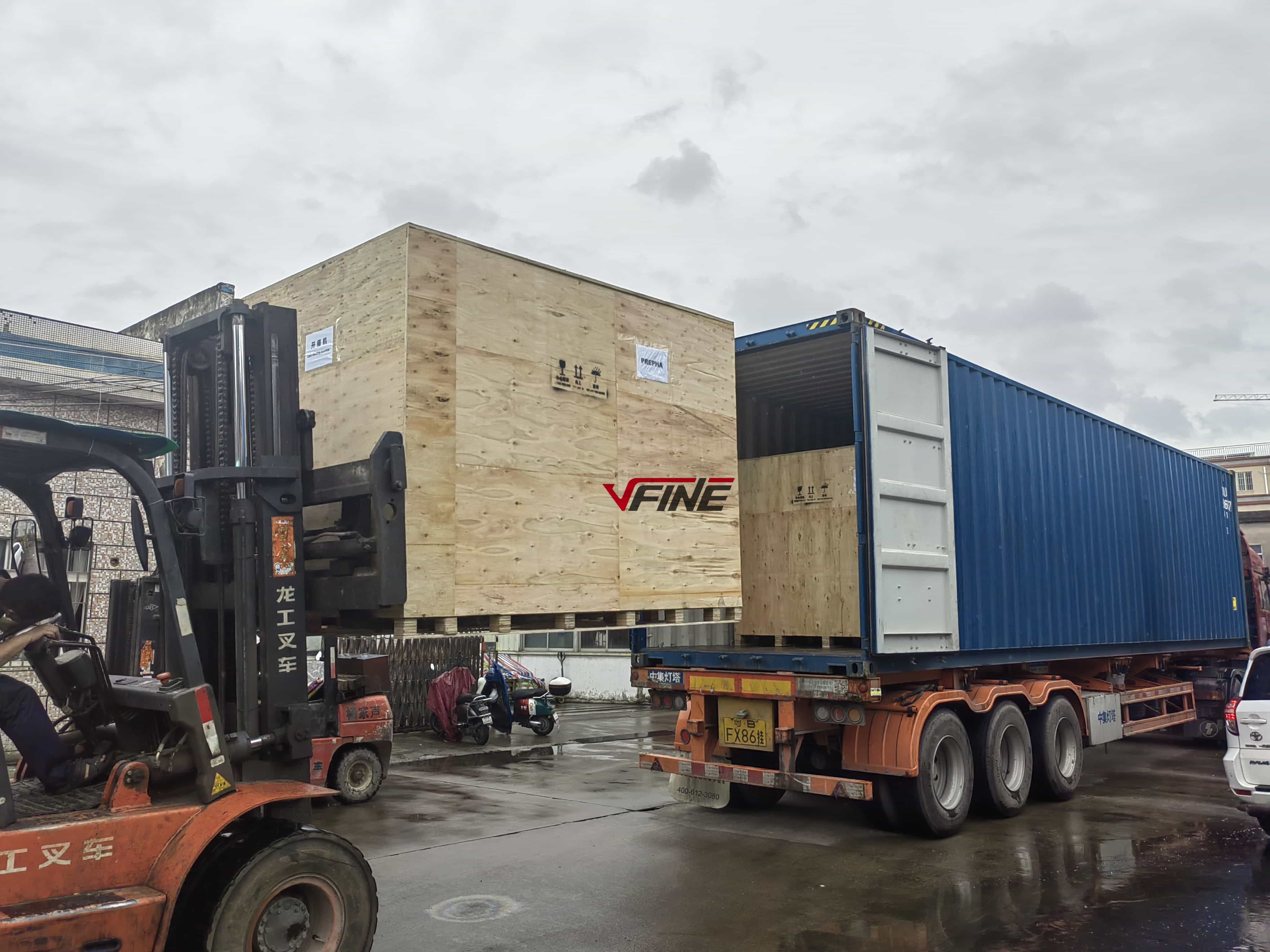 Vfine Saplı Şişe Üfleme Makinesi Teslimatı