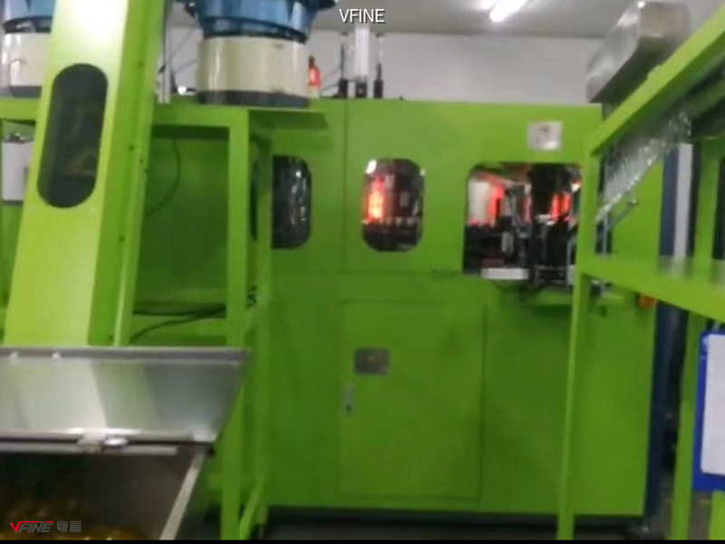 Máquina de sopro de garrafas PET de 6 litros totalmente automática e de alta qualidade 1