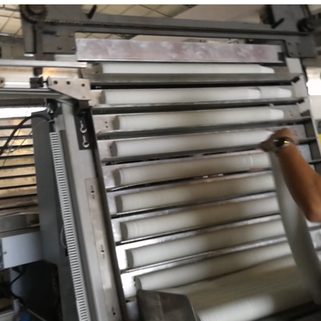 מכונת הדפסה איכותית 4-9 צבעים PP/PS/PET כוסות פלסטיק מדפסת אופסט