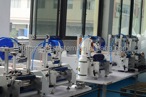 APM PRINT - APM-L220 Semi-automatyske stickeretikettering Bierflesetiketteringsmasine etiketteringsmasine 10