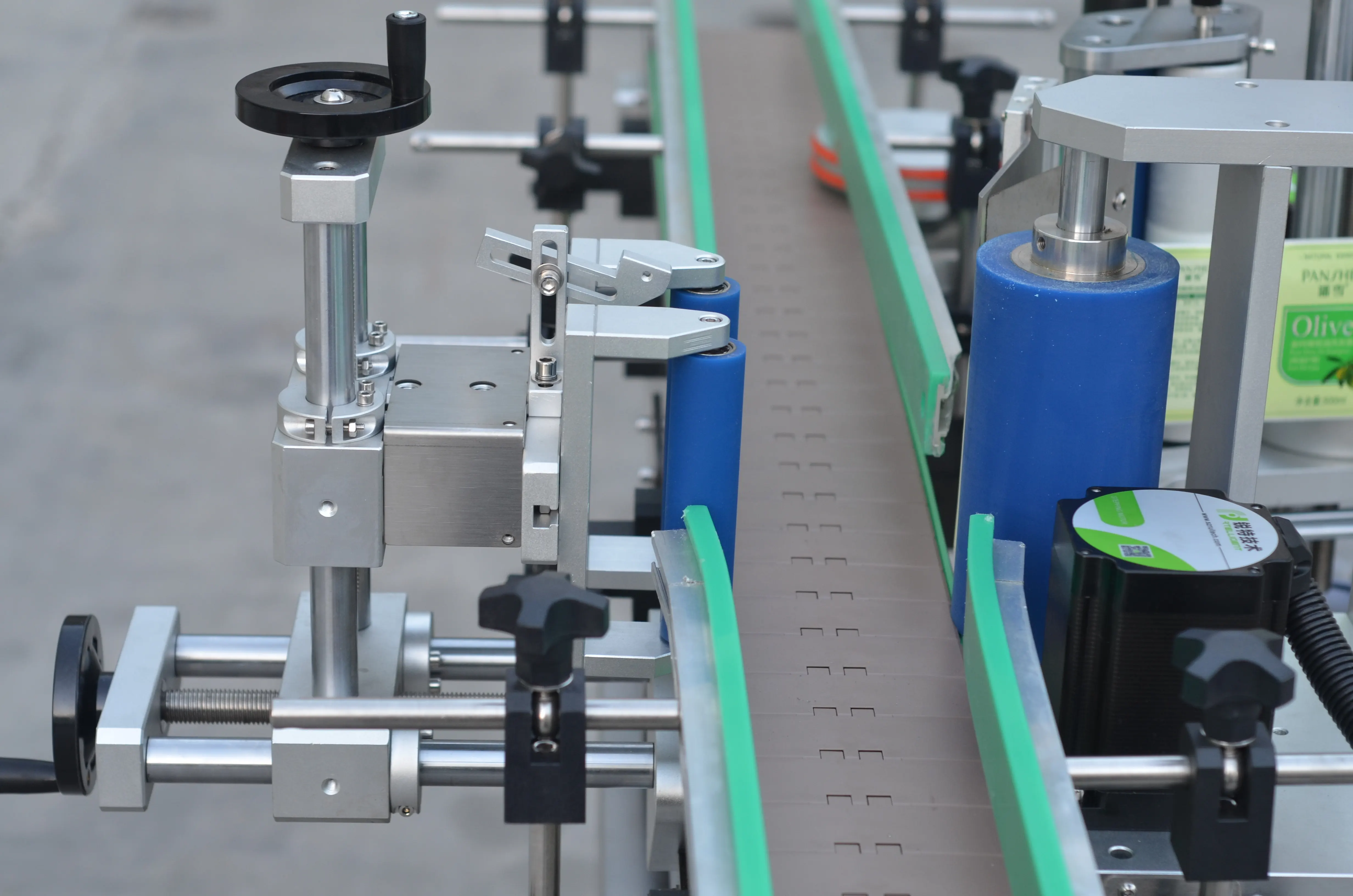 APM PRINT | latest round bottle labeling machine suppliers 6