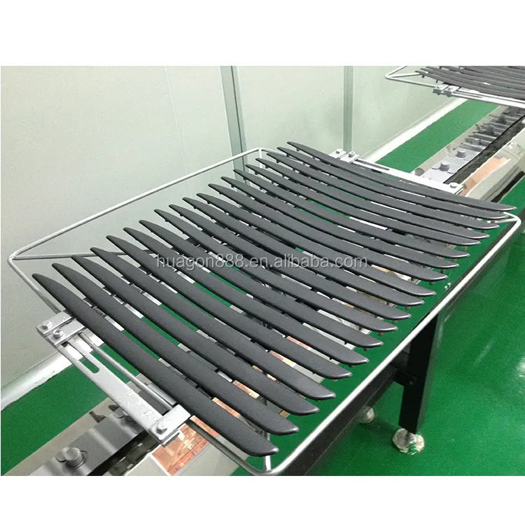 Linja Awtomatika taż-Żebgħa bl-Isprej Żebgħa bl-Isprej Reċiprokanti għal Partijiet tal-Karozzi 1