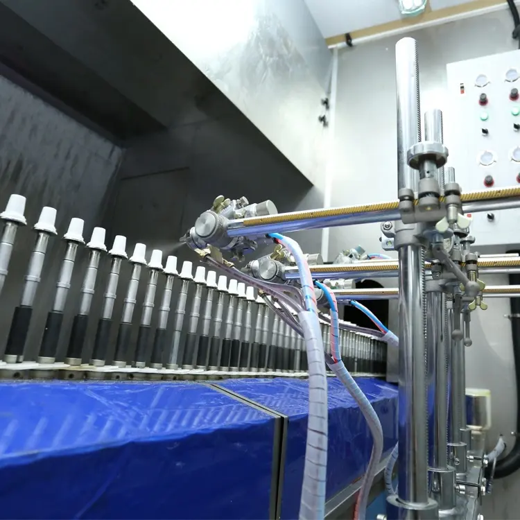 Barisan Pengeluaran Salutan Semburan Cat Uv Automatik Untuk Kosmetik Kedua-dua Botol Plastik Dan Kaca Dengan Pengeringan Ir Dan Penghantar Putar 1