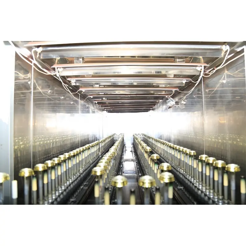 டோங்குவான் உலோக பூச்சு இயந்திரம் Cnc தானியங்கி துப்பாக்கி தெளிப்பு ஓவிய இயந்திரம் அழகுசாதனப் பொருட்கள் மற்றும் வாசனை திரவிய கண்ணாடி பாட்டில் 1