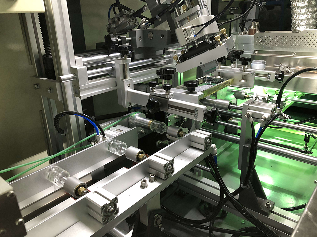 S102 Automatinis plastikinių butelių UV ekrano spausdinimo aparatas, butelių ekrano spausdinimo aparatas