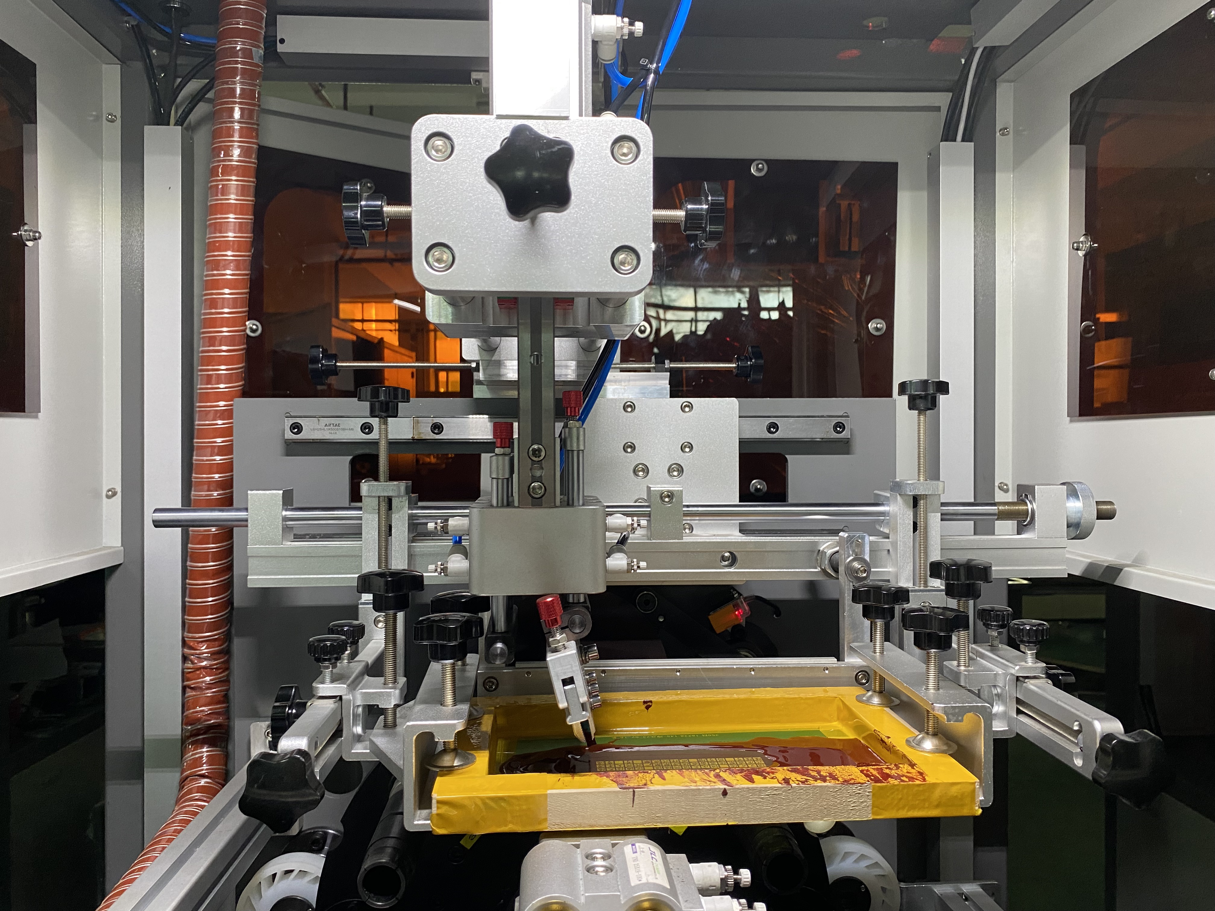 APM PRINT-S103M Automatic servo screen printing machine for printing cylindrical tubes caps side and top 8
