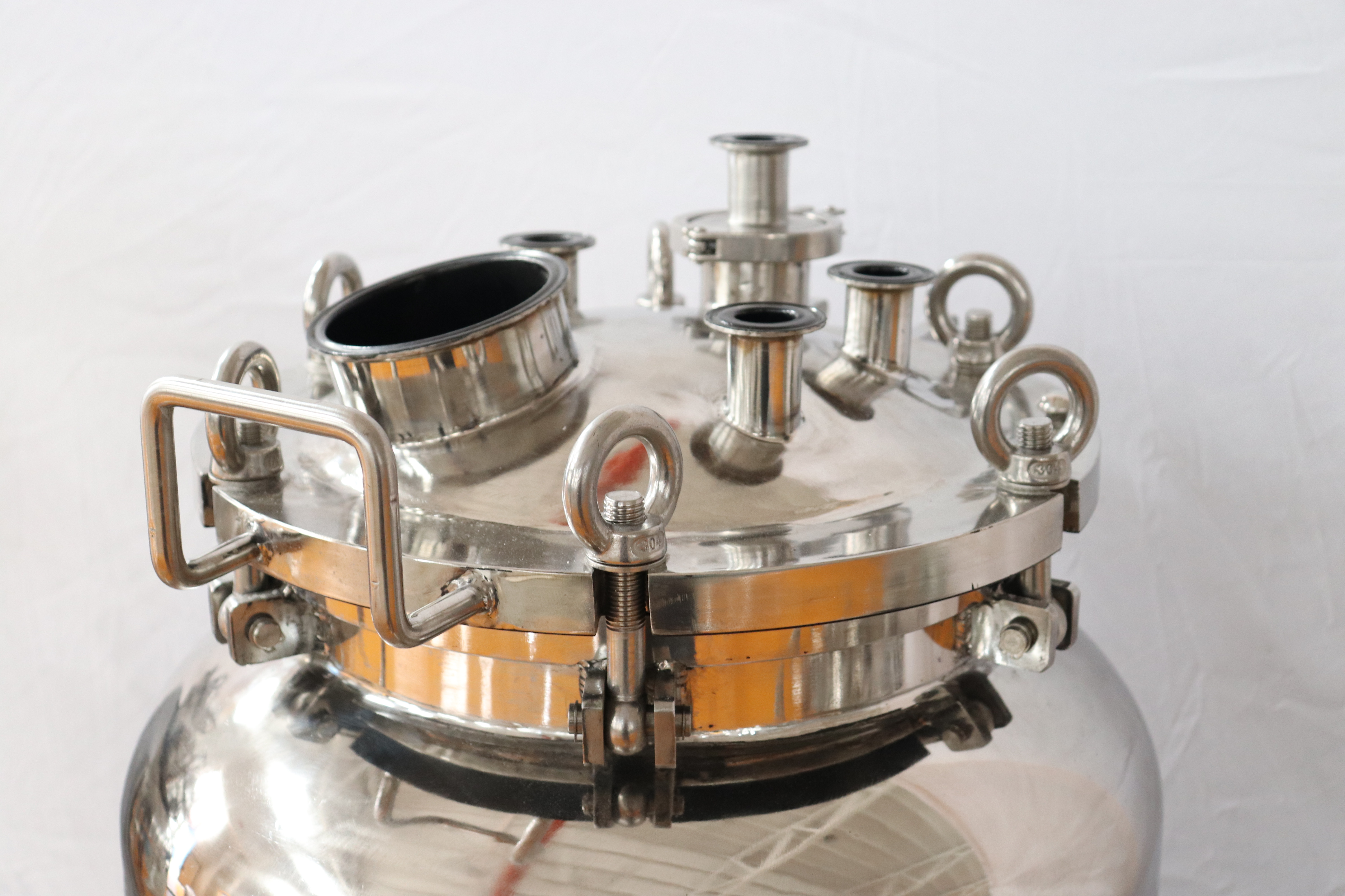 Custom stainless steel storage tanks manufacturers for pharmaceutical industry Manufacturer | Zhanghua 8