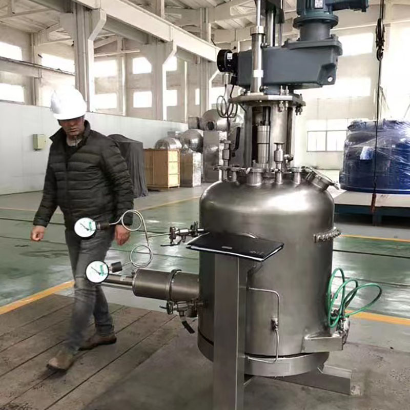 In 2018, Hastelloy “Three in One” (filtering, washing and drying) equipments made for a pharmaceutical enterprise 6