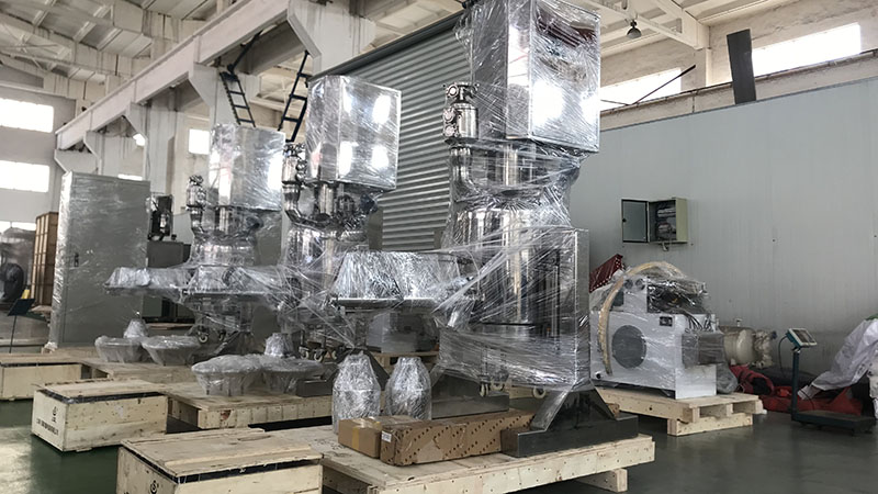 In 2018, Hastelloy “Three in One” (filtering, washing and drying) equipments made for a pharmaceutical enterprise 9