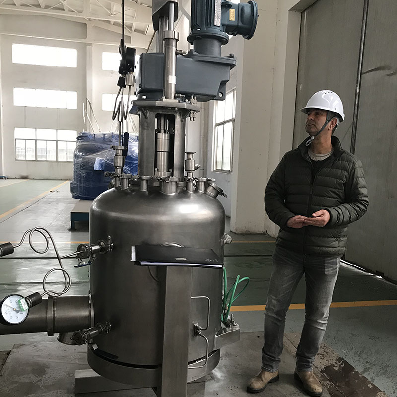 In 2018, Hastelloy “Three in One” (filtering, washing and drying) equipments made for a pharmaceutical enterprise 7