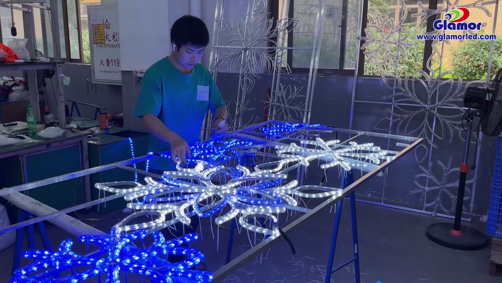 3D dış mekan LED Noel ışığı motifli dekorasyon kutusu üreticisi Glamour 15