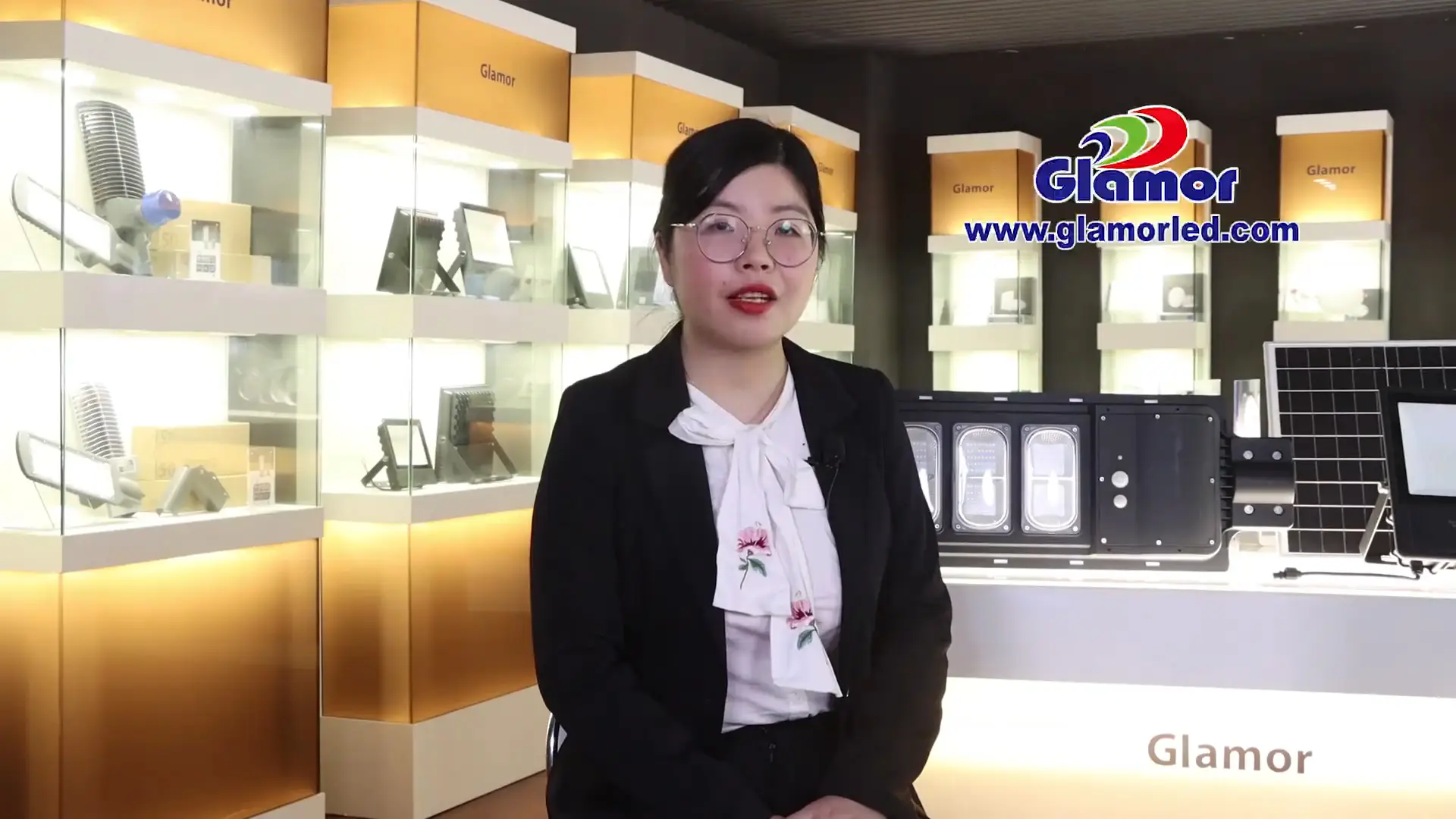 Producenci niestandardowych lamp ulicznych Glamor zasilanych energią słoneczną z Chin | GLAMOR 1