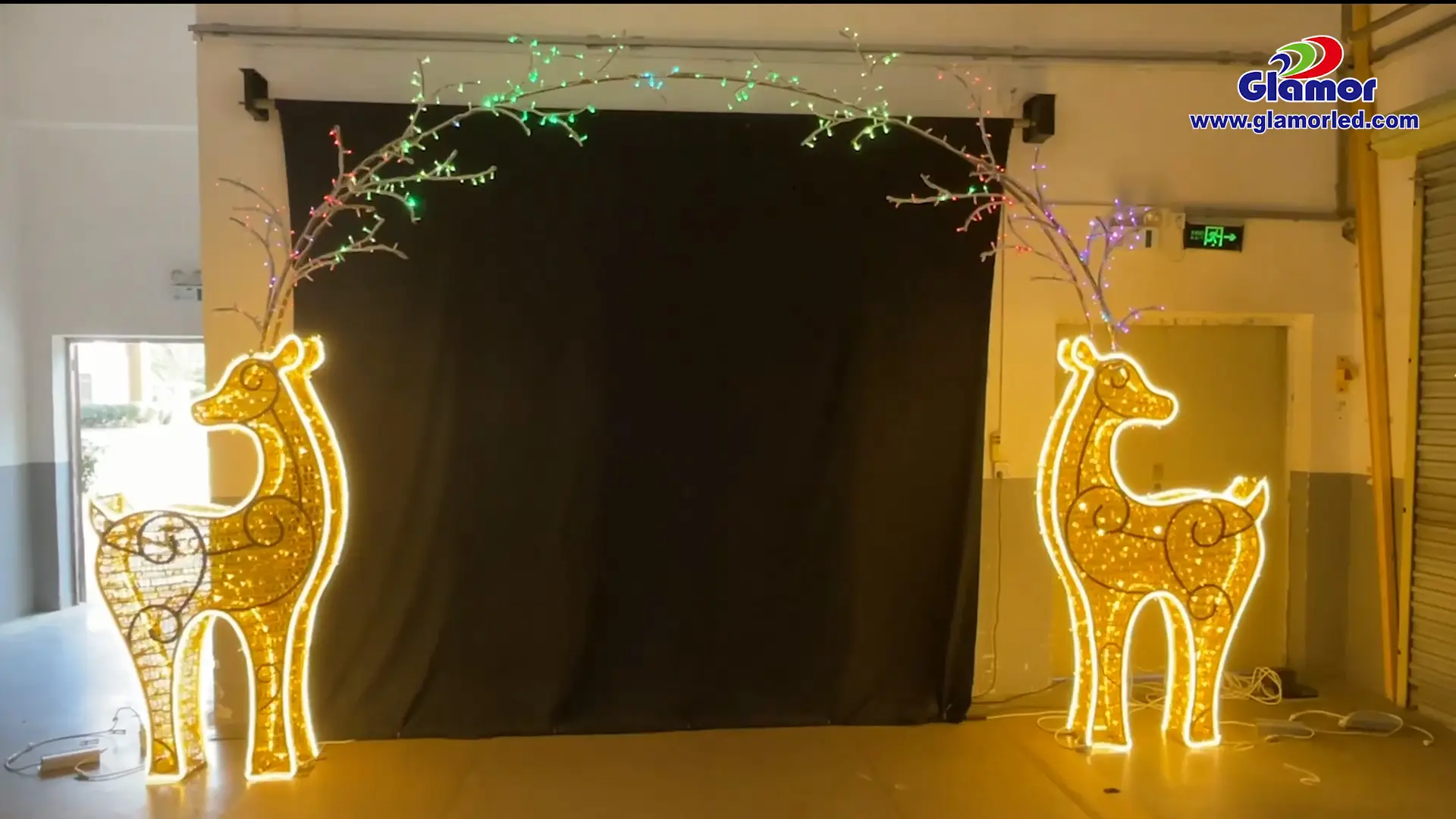 24V høykvalitets julelys med reinsdyrmotiv og RGB-effekt produsent | GLAMOR 1