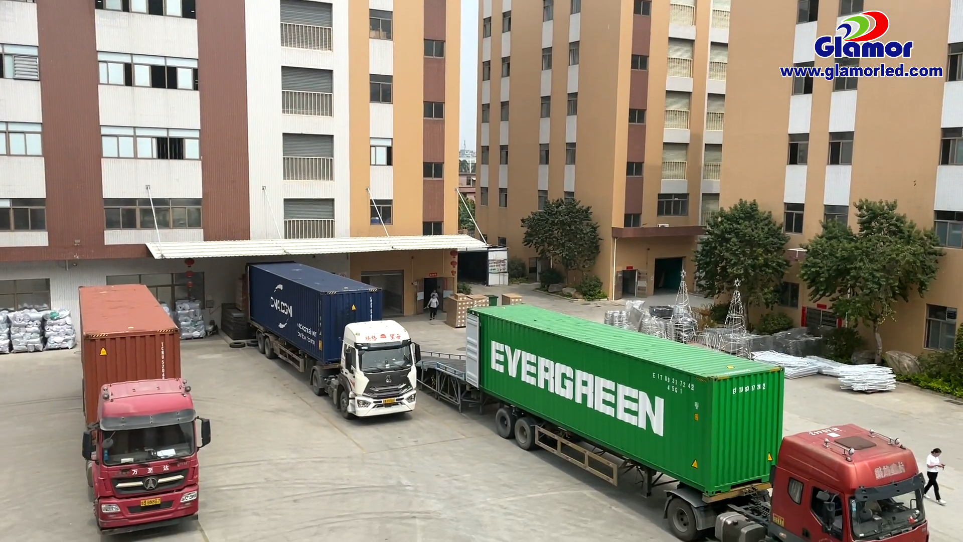 Πολλά Αγαθά Ξεκινούν να Φορτώνονται στο Εργοστάσιο Προμηθευτής & Κατασκευαστές | GLAMOR 1