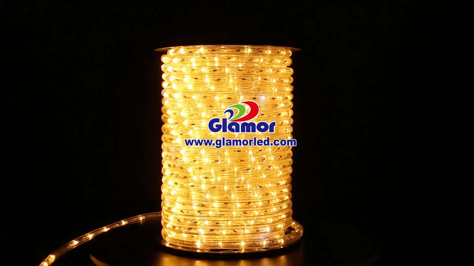 Ọkachamara Glamour LED eriri eriri nwere ndị na-emepụta bọlbụ na-egbuke egbuke1 1
