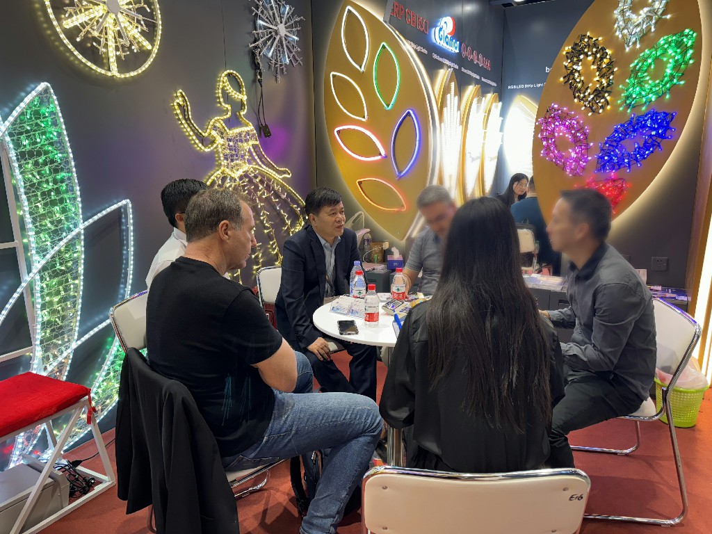 Hong Kong Uluslararası Aydınlatma Fuarı (Sonbahar Sürümü) Gösteri Dekorasyonu Noel Festivali aydınlatması | Glamour 4