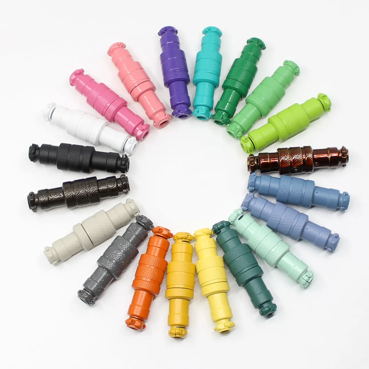 Conozca las aplicaciones y beneficios del conector GX16 1