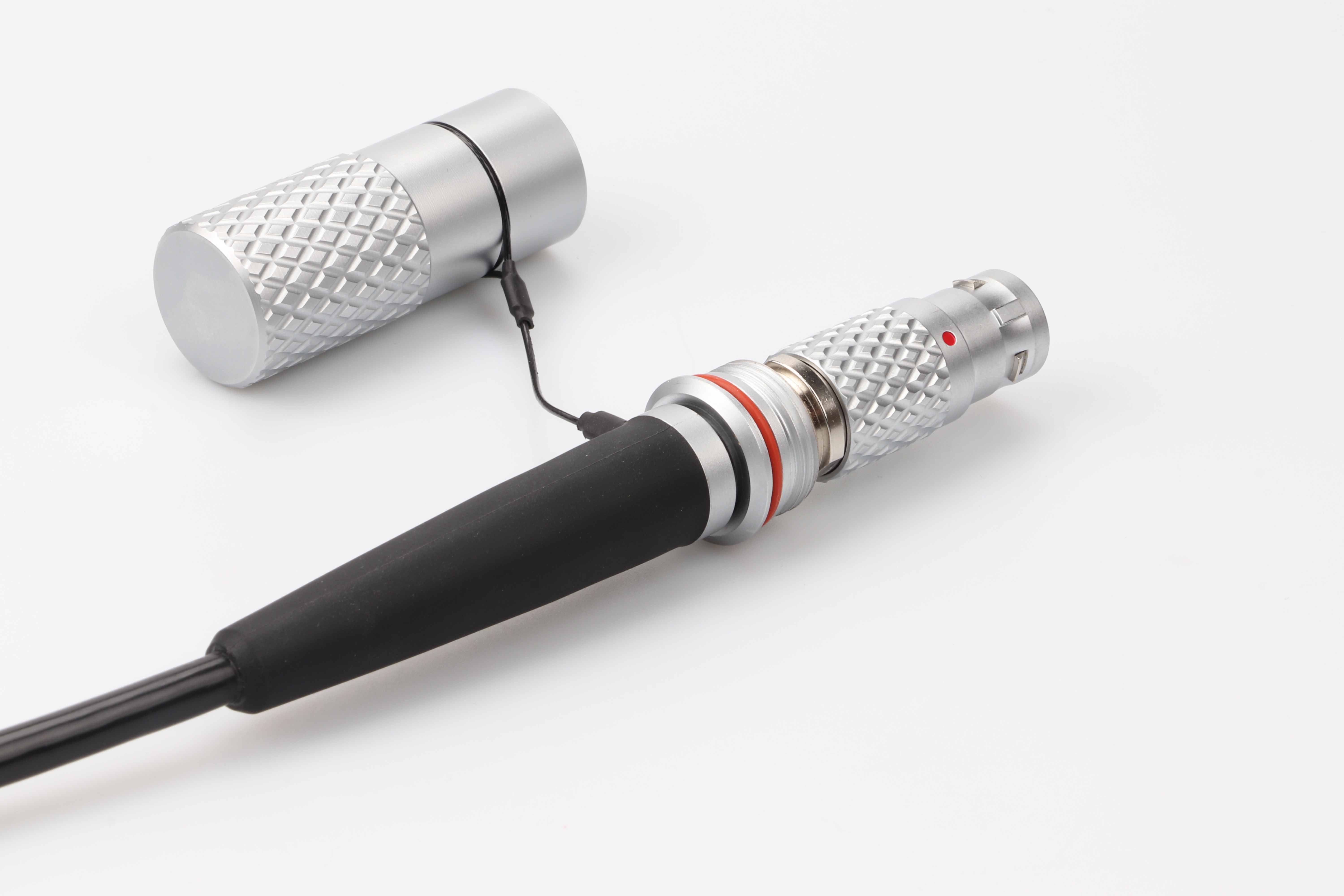 Conector push-pull de alto rendimiento para endoscopia médica: fiabilidad superior y resistencia a interferencias electromagnéticas. 8