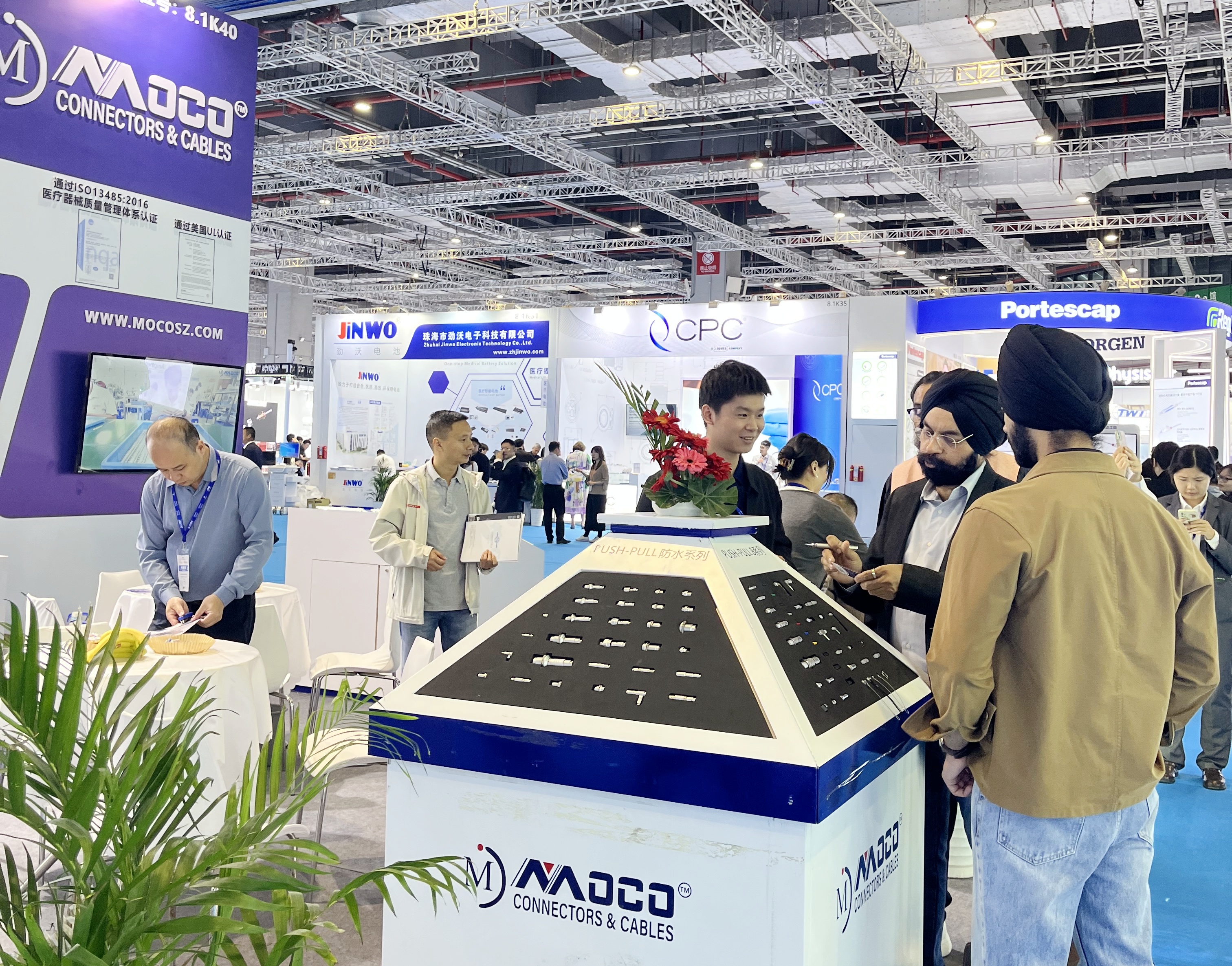 MOCO חוגגת תצוגה מוצלחת של מחברים רפואיים מהדור הבא ב-CMEF 2025 בשנחאי 1