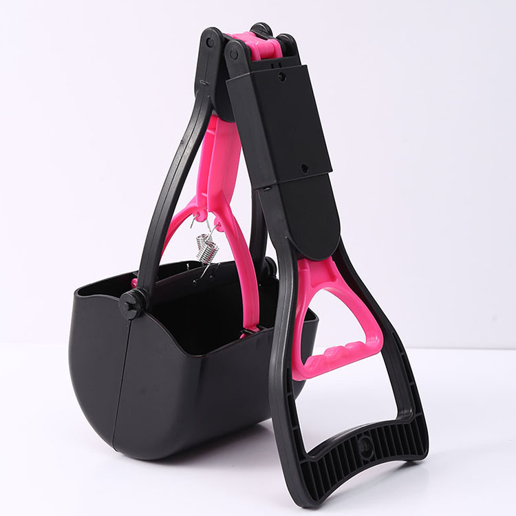 Quality Pet Pooper Scooper 45CM Foldable Plastic Dog Poop Picker With Poop Bags Manufacturer | Roadreign LL-1005 2