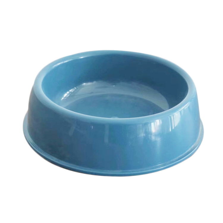 Ronde plastic voer- en drinkbak voor honden. 7