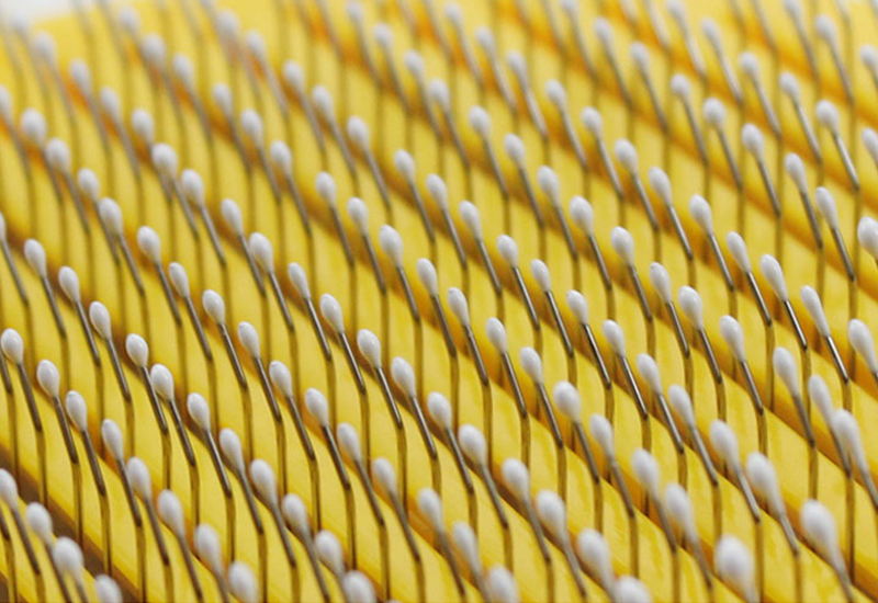 Quality pet hair removal comb plastic self-cleaning cats grooming combs Manufacturer | Roadreign 11