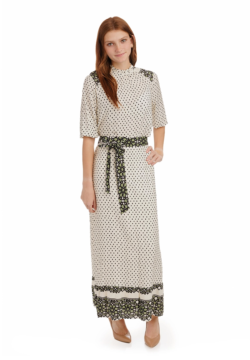 Retro print patchwork creating an elegant top 1