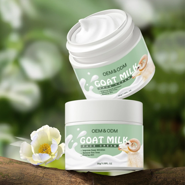 Moisturizing Facial Cream Skin Whitening Goat Milk Cream 1