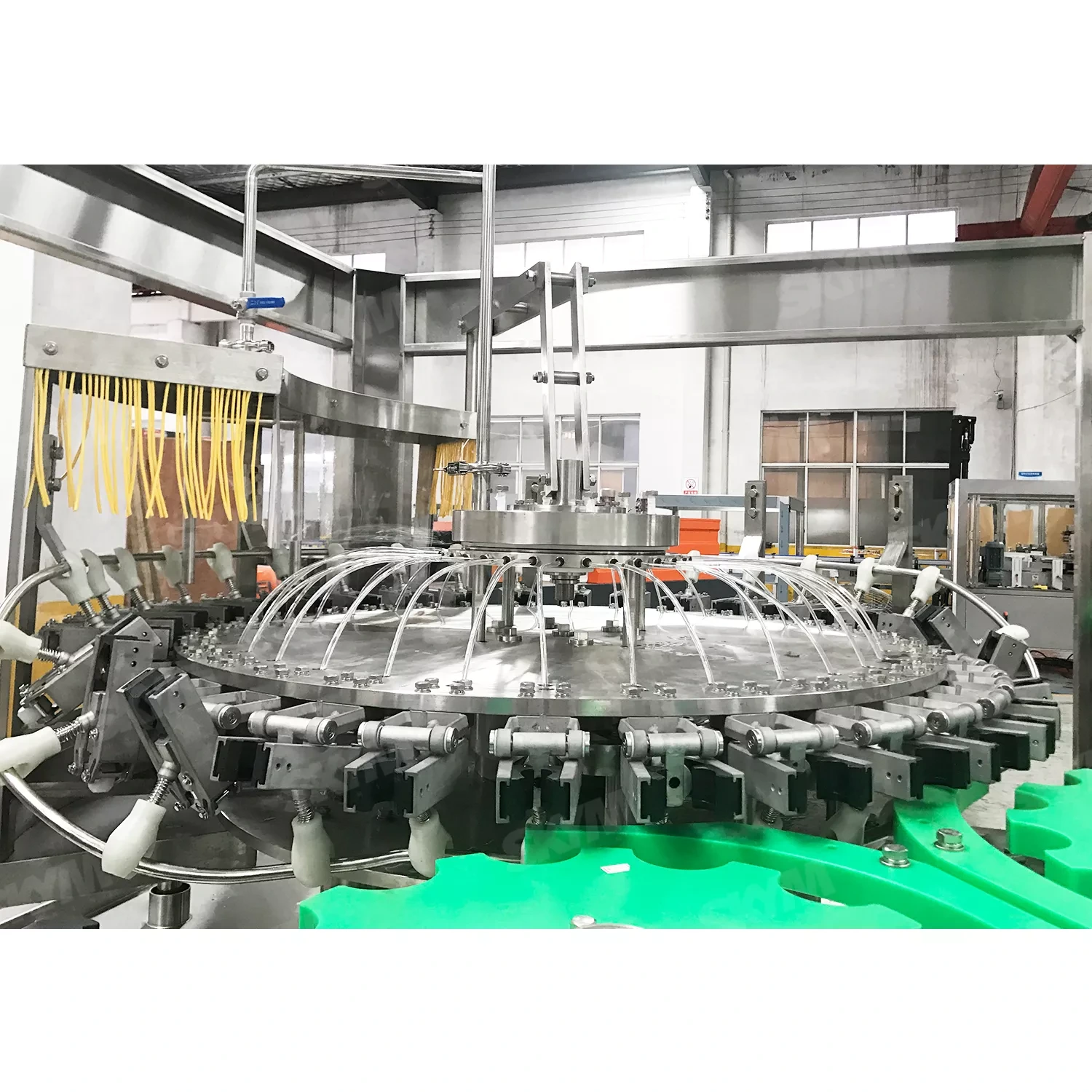 3 in 1 Juice Plastic Bottle Filling Machine 1