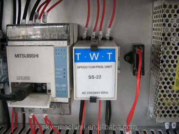 Automatic Wine Glass Bottle Self Adhesive Sticker Machine 17