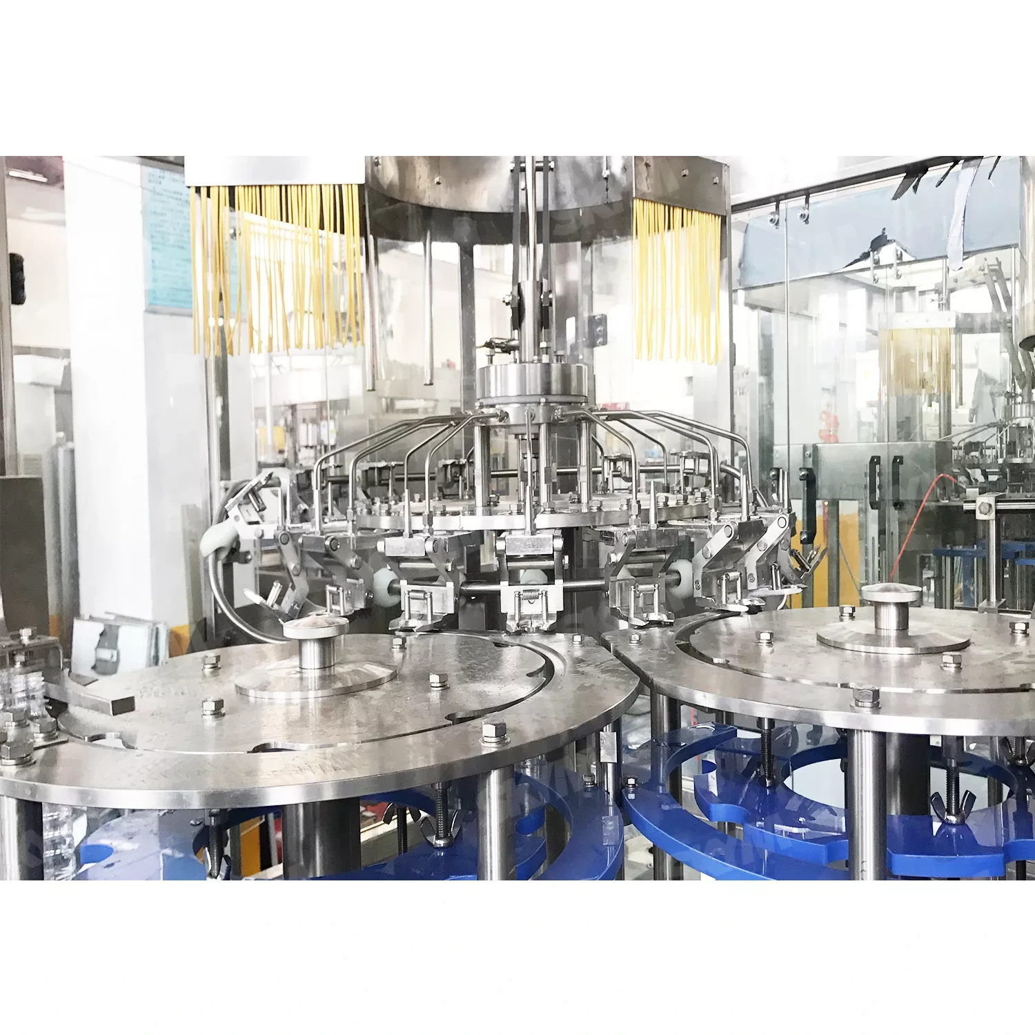 3 in 1 Carbonated Drink Bottle Filling Machine 1