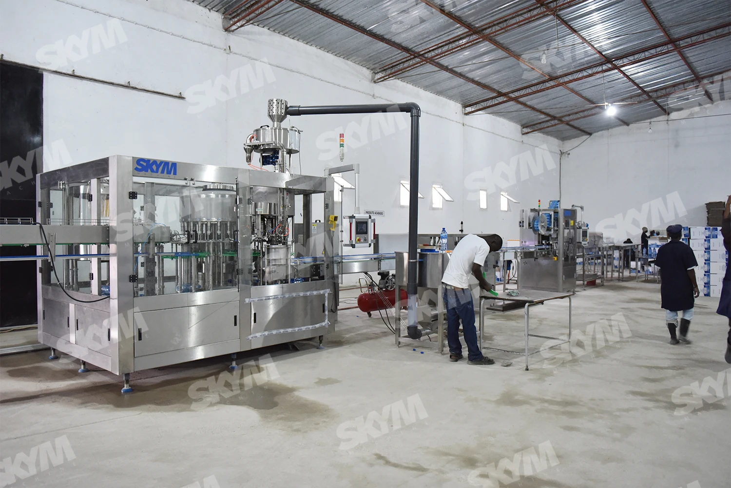 Aluminum Cans Tins Beer Carbonated Beverage Bottling Equipment 26