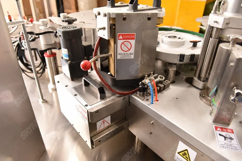 Low Cost Rotary Type OPP Hot Melt Labeling Machine 11