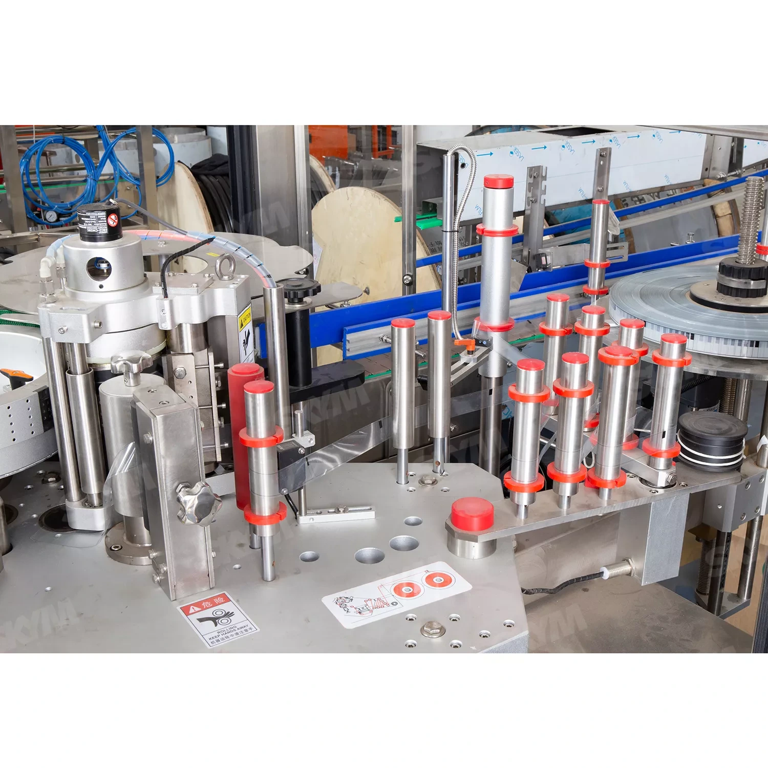 Linear Type Automatic OPP Hot Melt Labeling Machine 1