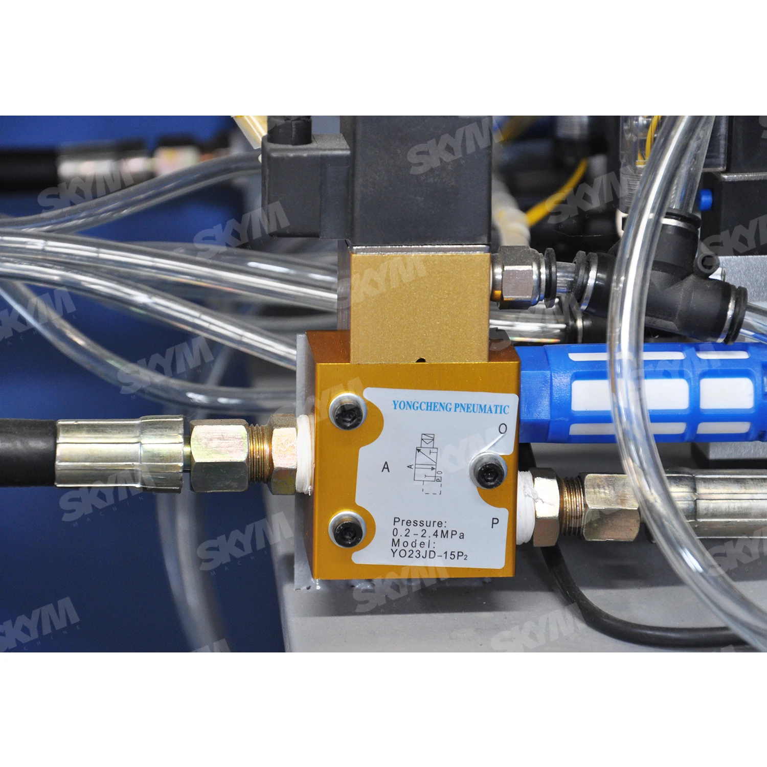 5 Gallon Mineral Water Bottle Blow Molding Machine  9