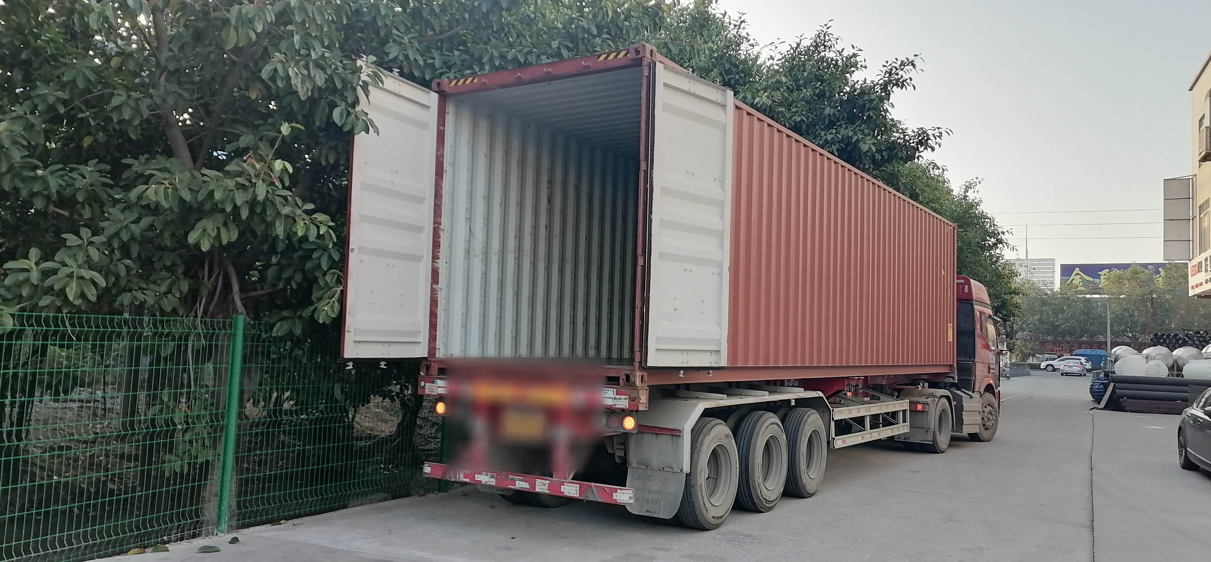 A Container of Dental Chair Was Sent Away 2