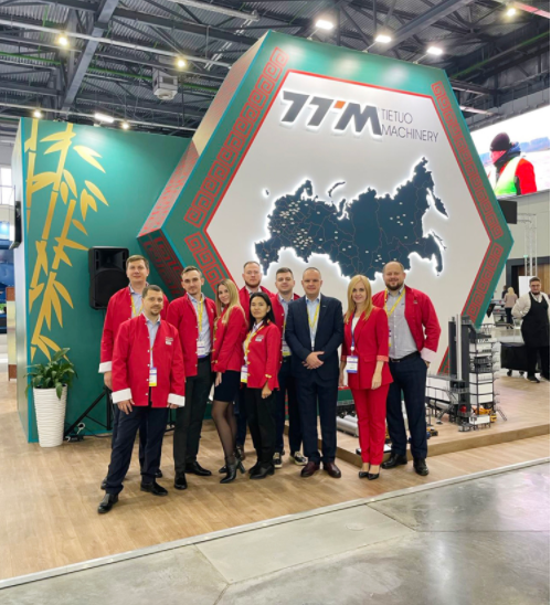 Red Army Expedition | Tietuo Machinery Makes an Amazing Appearance at the Kashan Road Exhibition in Russia 1